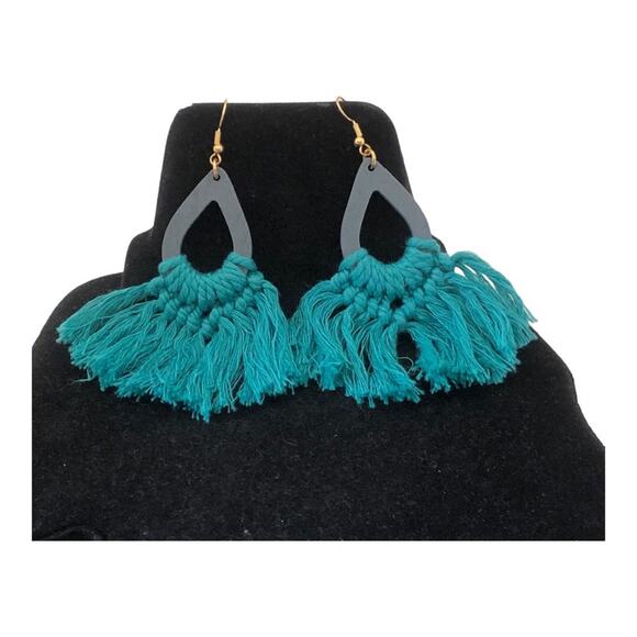 Green Macrame Fan Fringe Cutout Colored Wood Teardrop Bohemian Dangle Earrings - Picture 2 of 12